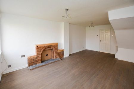 2 bed House - Townhouse for Rent - Photo 2