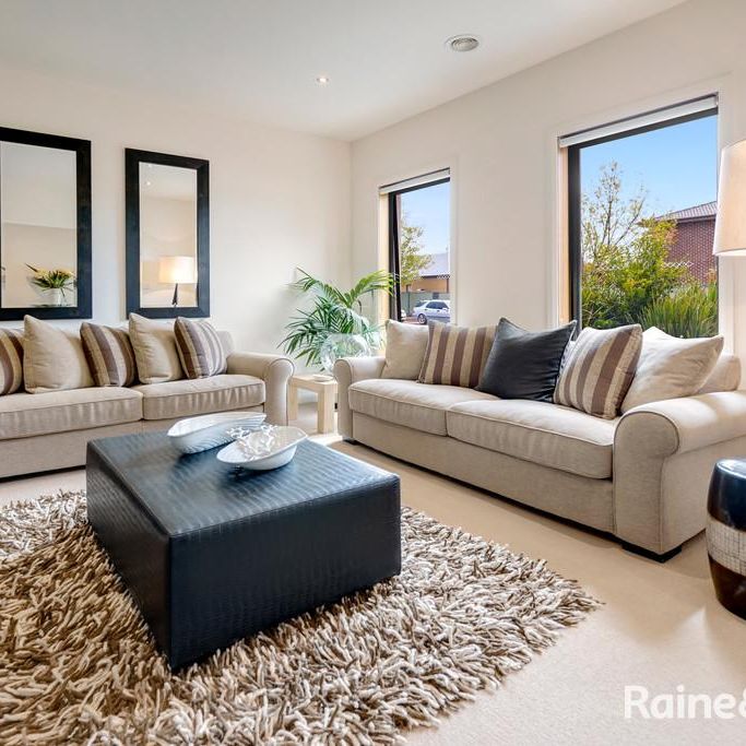 LARGE FAMILY HOME - IN A GREAT LOCATION - Photo 1