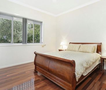 54 Rowland Avenue, WOLLONGONG NSW 2500 - Photo 1