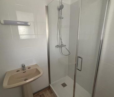 À louer – Maison T2 avec jardin et grand garage – Proche gare - Photo 5