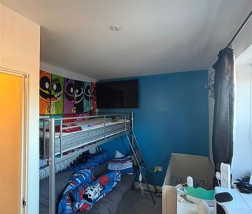 Sneyd Wood Road, Cinderford - Photo 2