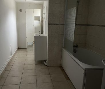 Location appartement - DOURGES - Photo 5