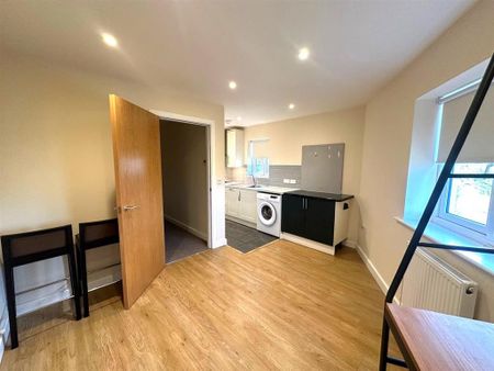 2 bedroom townhouse to rent - Photo 5