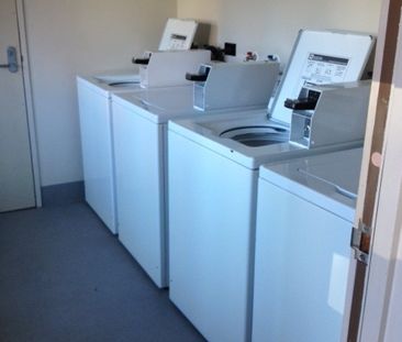 Studio apartment on 3rd Floor - Photo 3