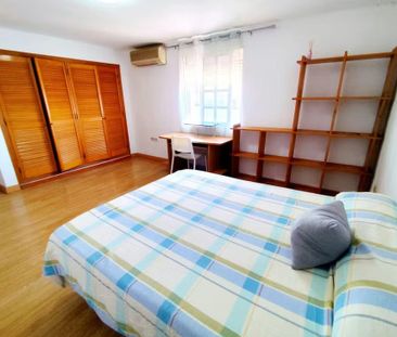 Calle Moctezuma, Sevilla, Andalusia 41089 - Photo 2