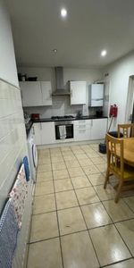 Room in a Shared House, Thornton Heath, CR7 - Photo 4