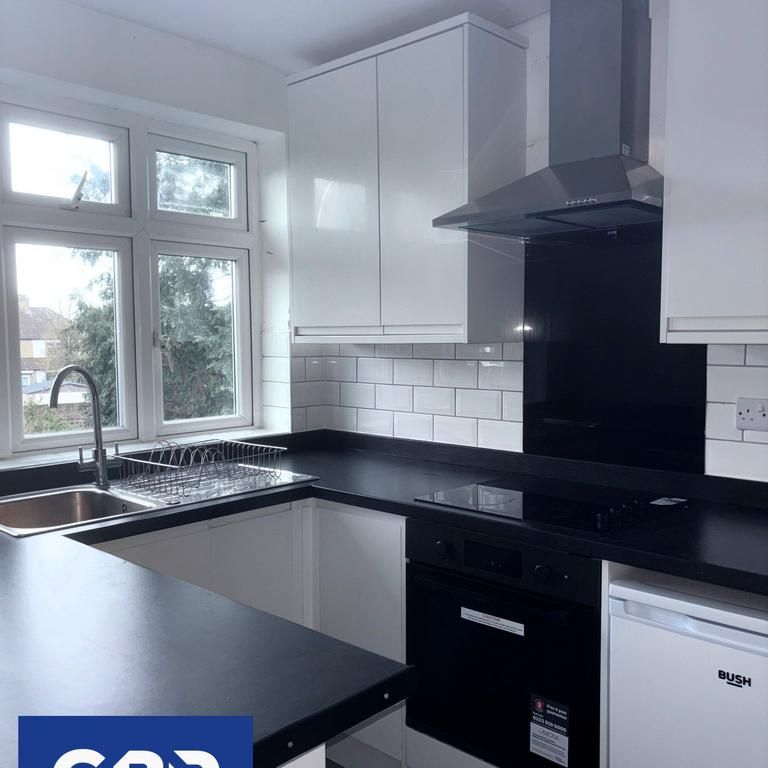 2 bedroom maisonette to rent - Photo 1