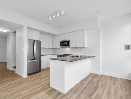 For Lease - 50 Spadina Road Unit# 510, Toronto, Ontario - Photo 4