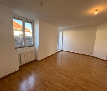 Location Appartement 3 pièces 58m² - Photo 3