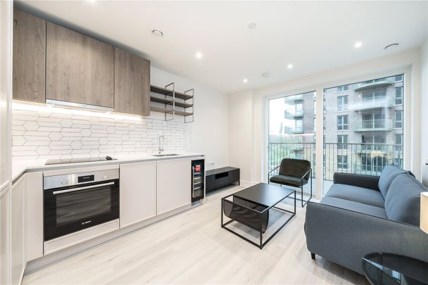 Astell Road, London, SE3 9EH - Photo 1