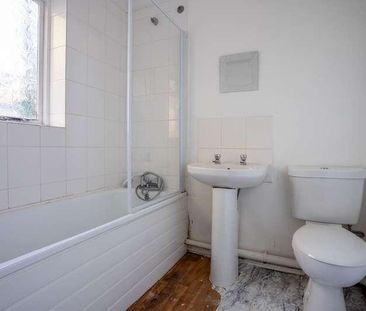 London Road, Northfleet, Gravesend, Kent, DA11 - Photo 5