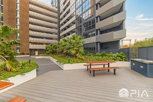 B24.03/9 Nipper Street HOMEBUSH - Photo 1