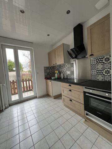 Location Maison 4 pièces 84m² AMILLY 45200 - Photo 5