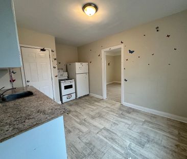 For Lease - 51 Lyons Avenue Unit# 4, Welland, Ontario - Photo 6