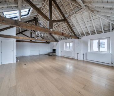 3 bedroom penthouse to rent - Photo 2