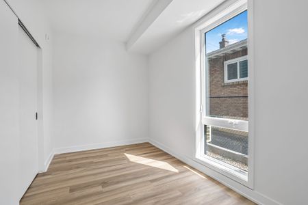 For Lease - 391 Dieppe Street Unit# 01, Vanier and Kingsview Park, Ontario - Photo 2