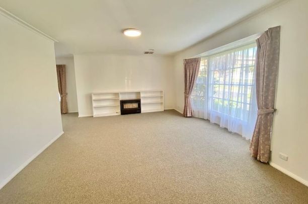 CHARMING FAMILY HOME IN SOUGHT-AFTER ASHWOOD - Photo 1