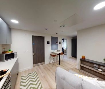 Two Bed Apartment - Photo 6