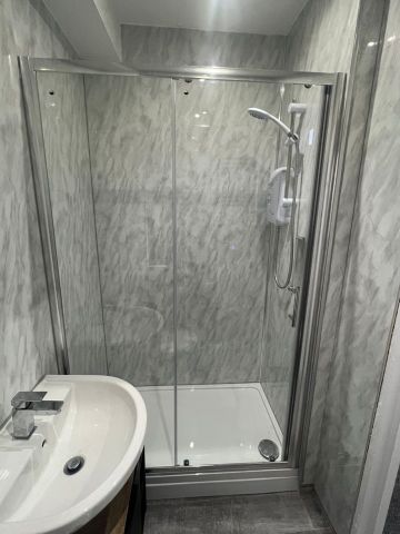 1 Bed Flat, Strathmore Avenue, LS9 - Photo 5