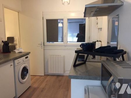 STUDIO 28 m² - RUE DINANDERIE - ROUEN - Photo 4