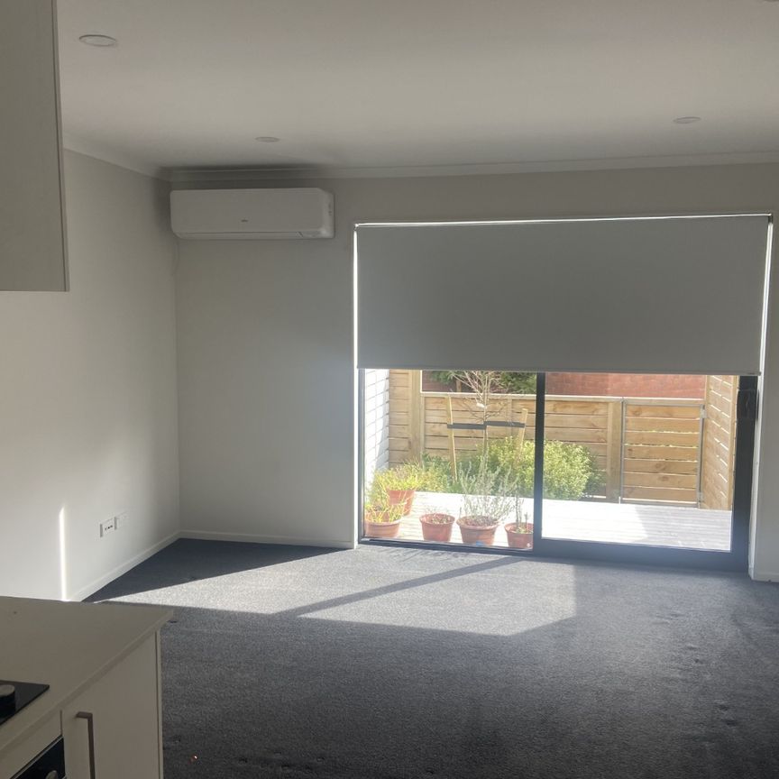 Great location tidy apartment - Photo 1