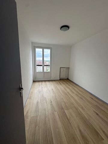 Location Appartement 2 pièces 46m² PONT DE CHERUY 38230 - Photo 3