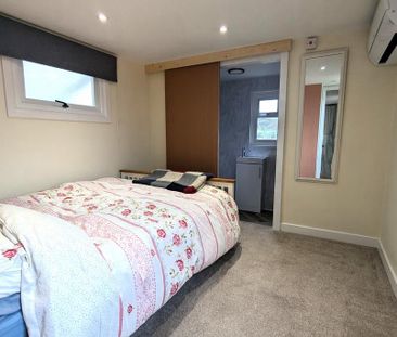 1 bedroom property to rent - Photo 6