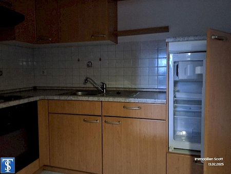 günstige 2 Zimmer Wohnung mit Aufzug im Haus und EBK - Photo 3