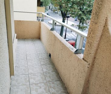 A LOUER T2 AVEC BALCON NARBONNE - Photo 5