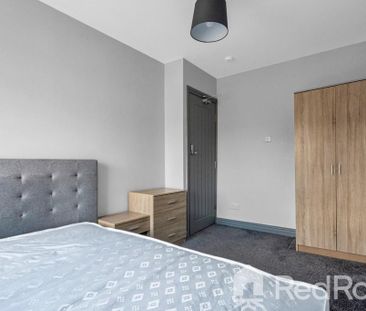 4 bedroom terraced house to rent - Photo 1