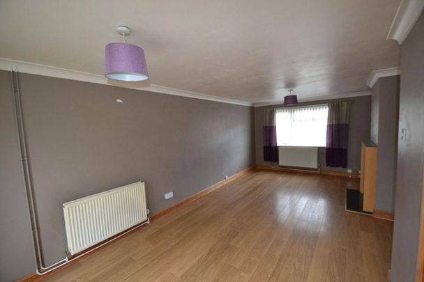 3 bedroom terraced house to rent - Photo 1