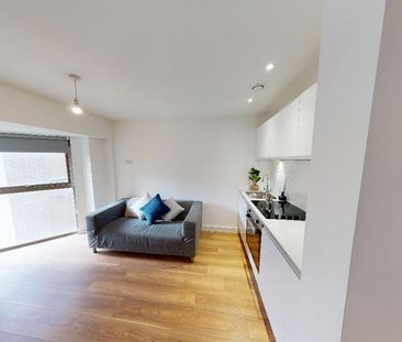 Studio to rent - Photo 3