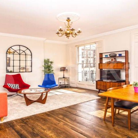 Fantastic two bed set within a period house in Zone 1 - Photo 1