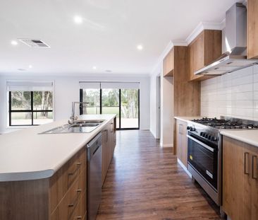 7 Remington Court, Huntly - Photo 1