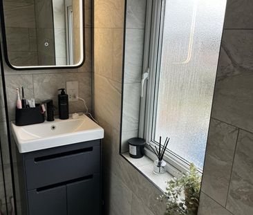 Room in a Shared House, Conygre Road, BS34 - Photo 2