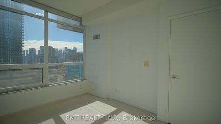 500 Condos and Lofts , #1305 - Photo 4