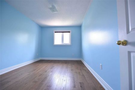 For Lease - 33 Holmwood Street, Richmond Hill, Ontario - Photo 4