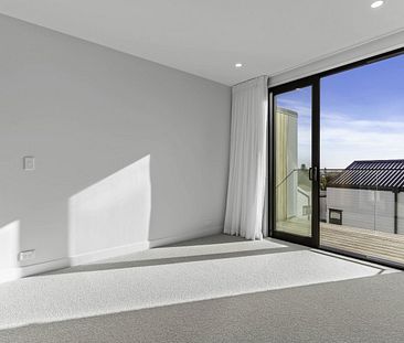 Brand New high quality, low maintenance in the Heart of Remuera! - Photo 5