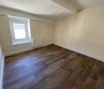 : Appartement 37 m² à MONTBRISON - Photo 2