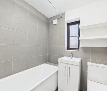 Stoney Grove, Chesham, Bucks,HP5 - Photo 4