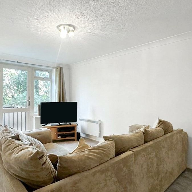 1 bedroom property to rent - Photo 1