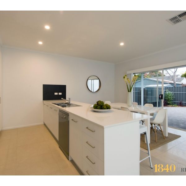 Fantastic 3 Bedroom Home! - Photo 1