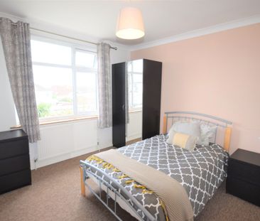 7 Bed Student Property - close to UWE - Photo 5