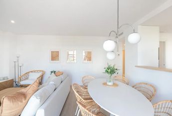 Carrer de Pi i Margall, Badalona, Catalonia 08912