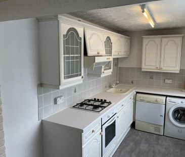 2 bedroom terraced house to rent - Photo 6