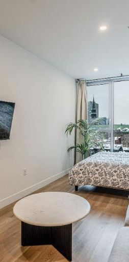 ✨ Loft à louer – Bishop Embassy (Centre-ville de Montréal) ✨ - Photo 1