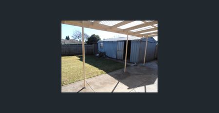 Affordable & Convenient Location - Photo 3