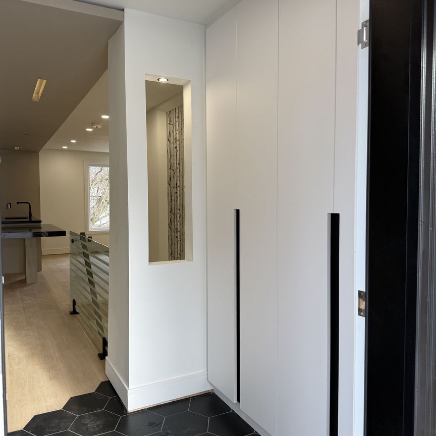For Lease - 189 Lloyd Avenue Unit# Main Floor, Newmarket, Ontario - Photo 1