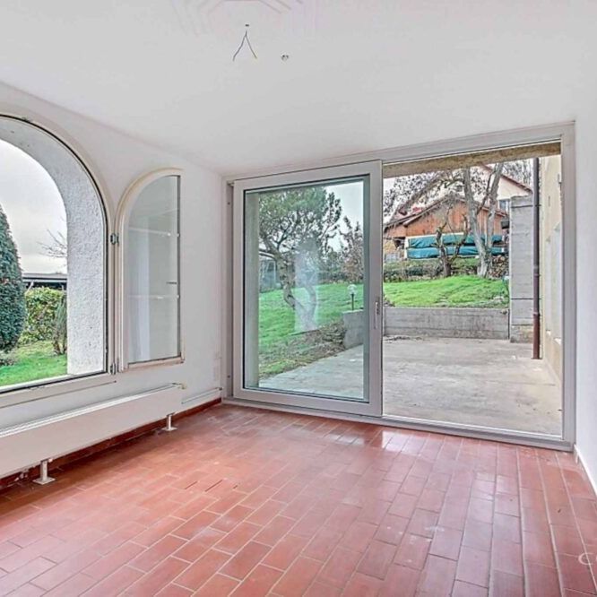 Appartement exceptionnel de 4,5 pièces au rez-de-chaussée d’une ferme rénovée - Foto 1