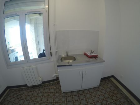 Location Appartement 2 pièces 35m² MARCQ EN BAROEUL 59700 - Photo 4